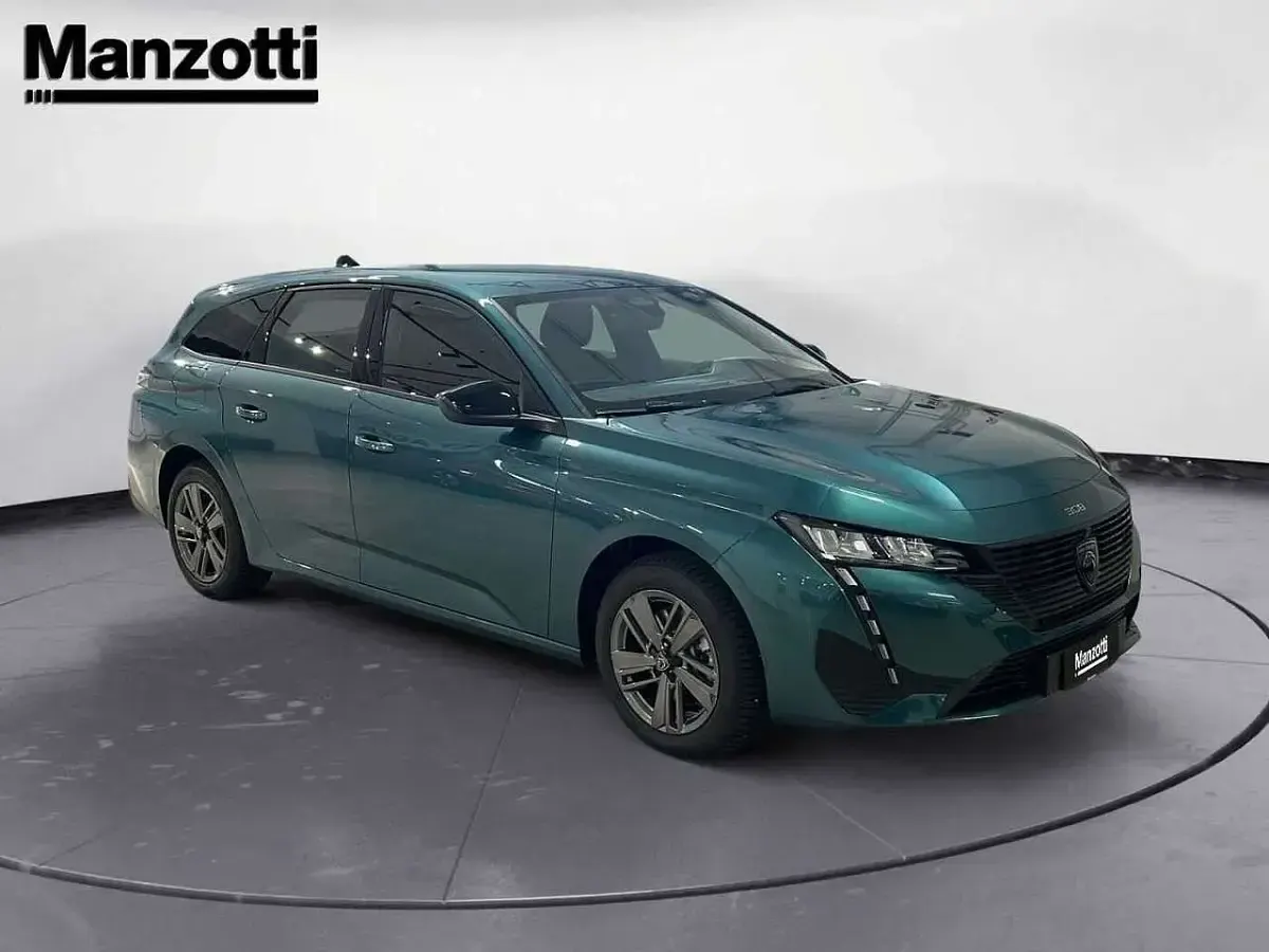 Nieuw Peugeot 308 SW Active 136 PK (100 kW) 2025 Blauw Stationwagen