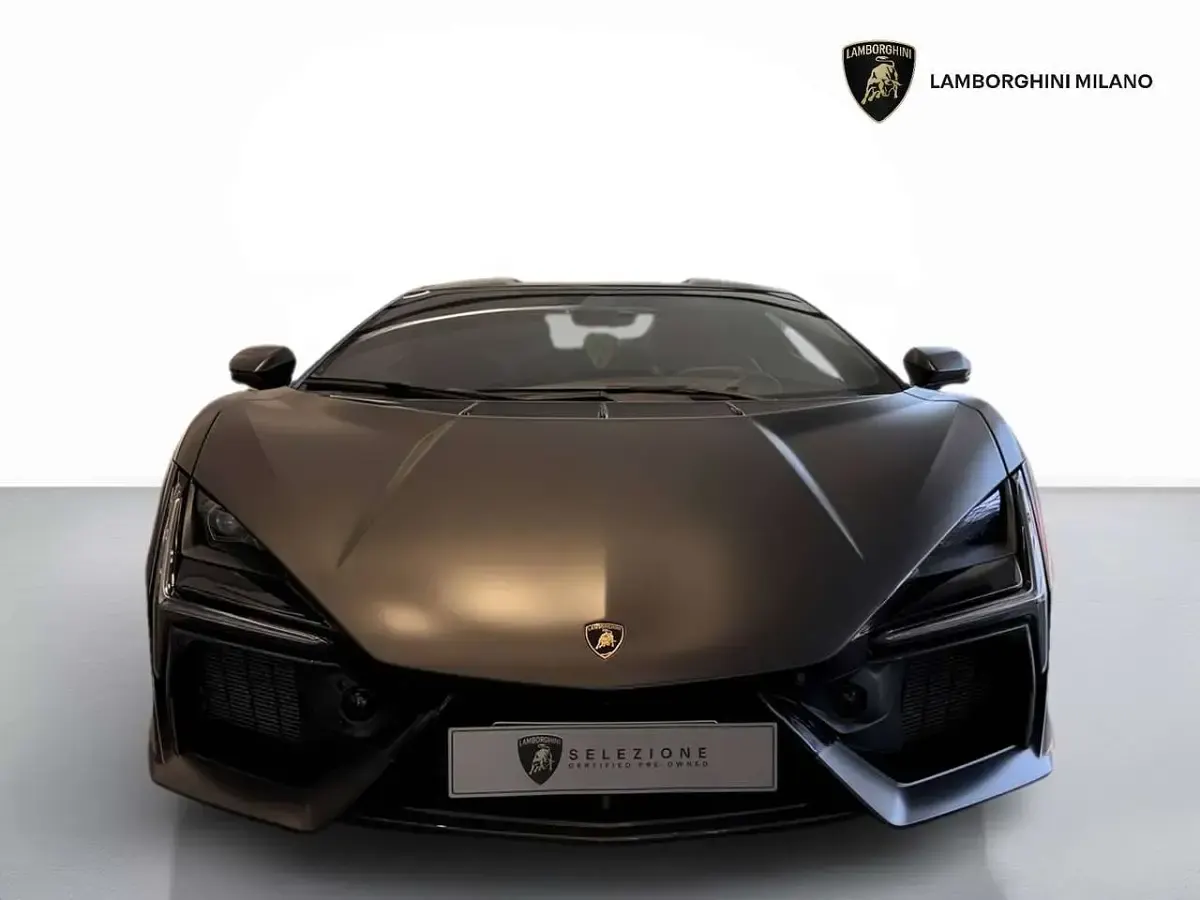 Usata Lamborghini Revuelto 1016 CV (747 kW) 2025 Marrone apus matt ad personam Coupé