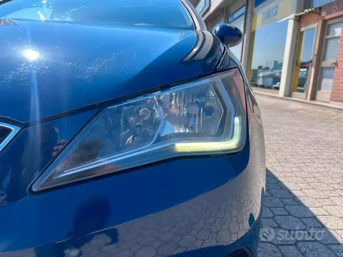 Usata Seat Ibiza Style 75 CV (55 kW) 2016 Blu Berlina