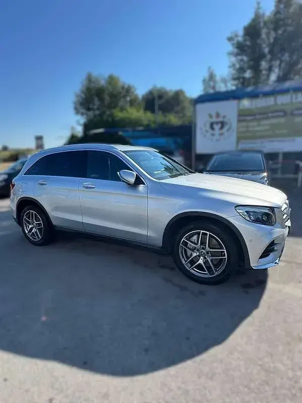 Usata Mercedes GLC250 Premium 204 CV (150 kW) 2019 Argento SUV