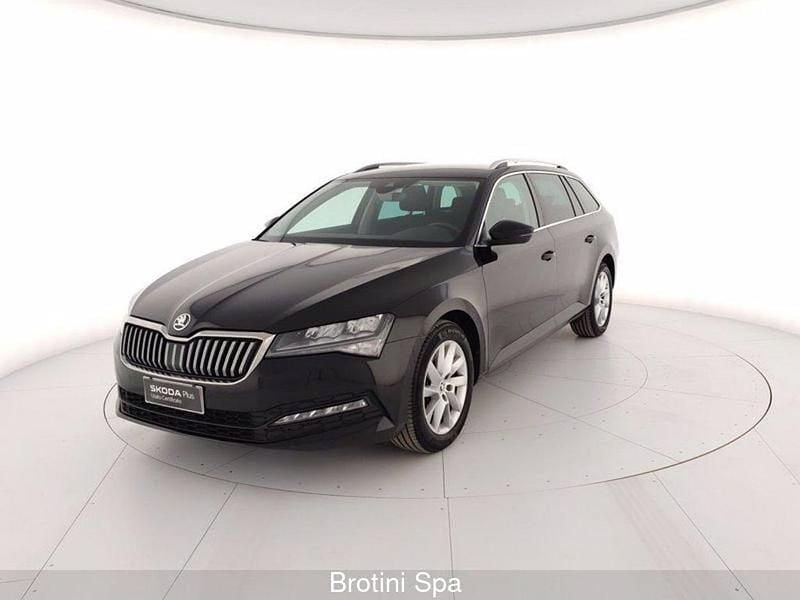 Nero metallizzato Usata 2023 Skoda Superb Executive Station wagon | 26.500 € (Super prezzo) - Immagine 1/4