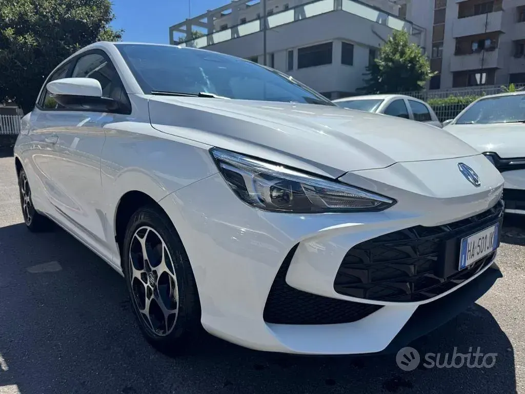 Nuova MG MG3 Comfort 116 CV (85 kW) 2025 Grigio Utilitaria