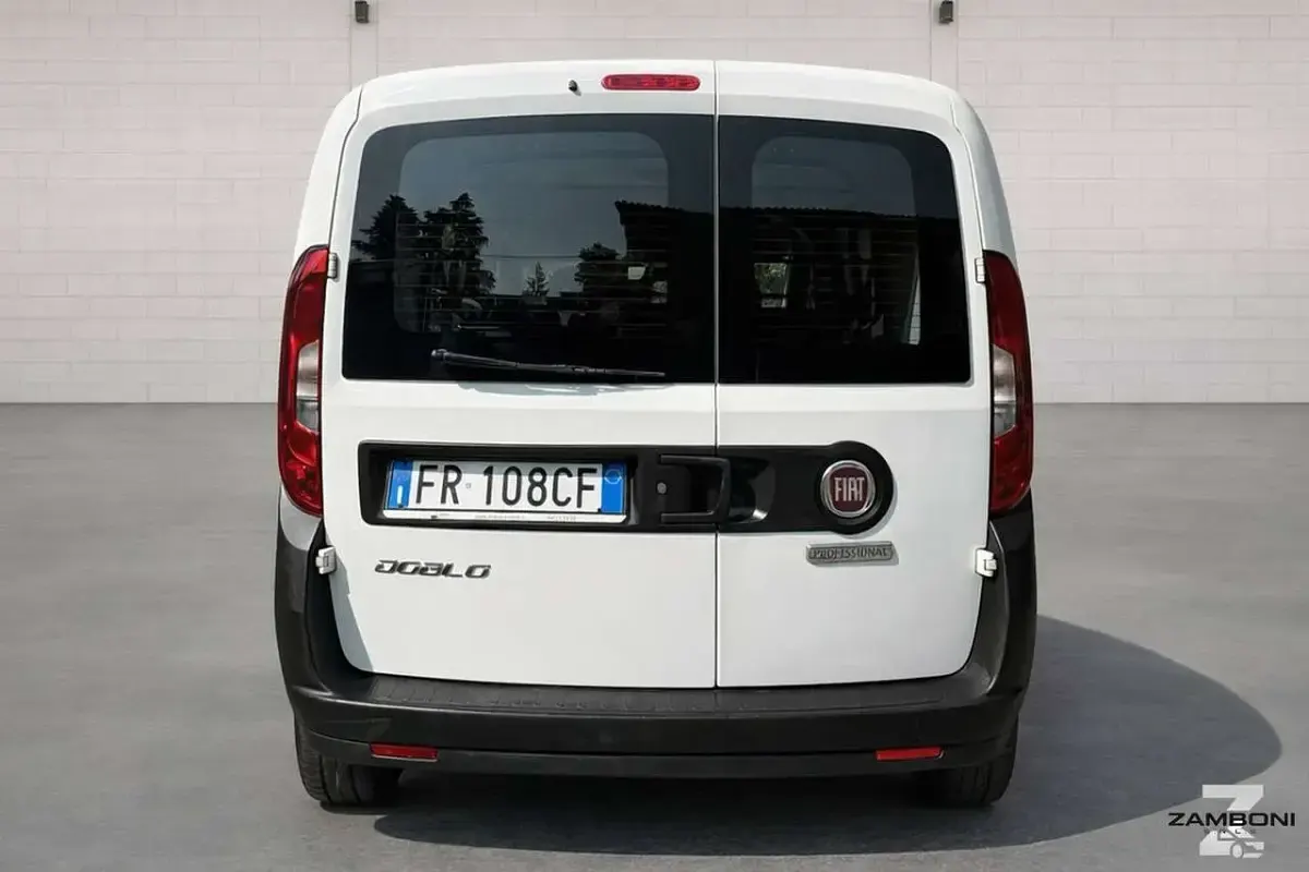 Usata Fiat Doblò 95 CV (69 kW) 2018 Bianco Monovolume