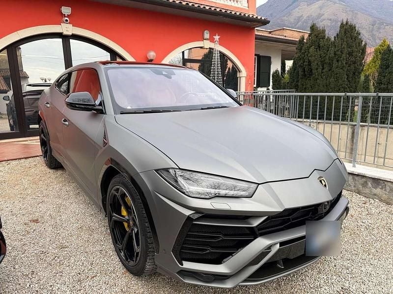 Grigio Usata 2019 Lamborghini Urus SUV | 189.000 € (Buon prezzo) - Immagine 1/4