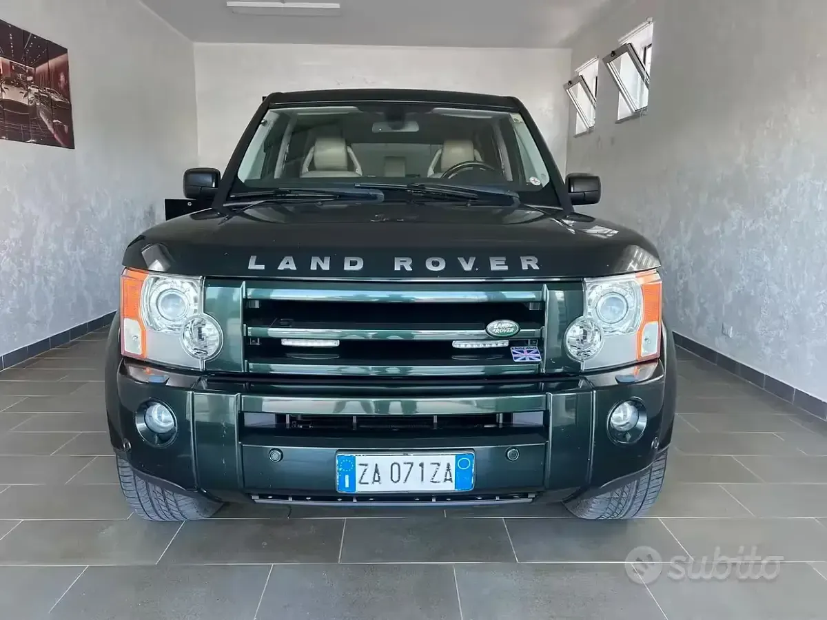 Usata Land Rover Discovery 3 HSE 190 CV (139 kW) 2008 Verde SUV