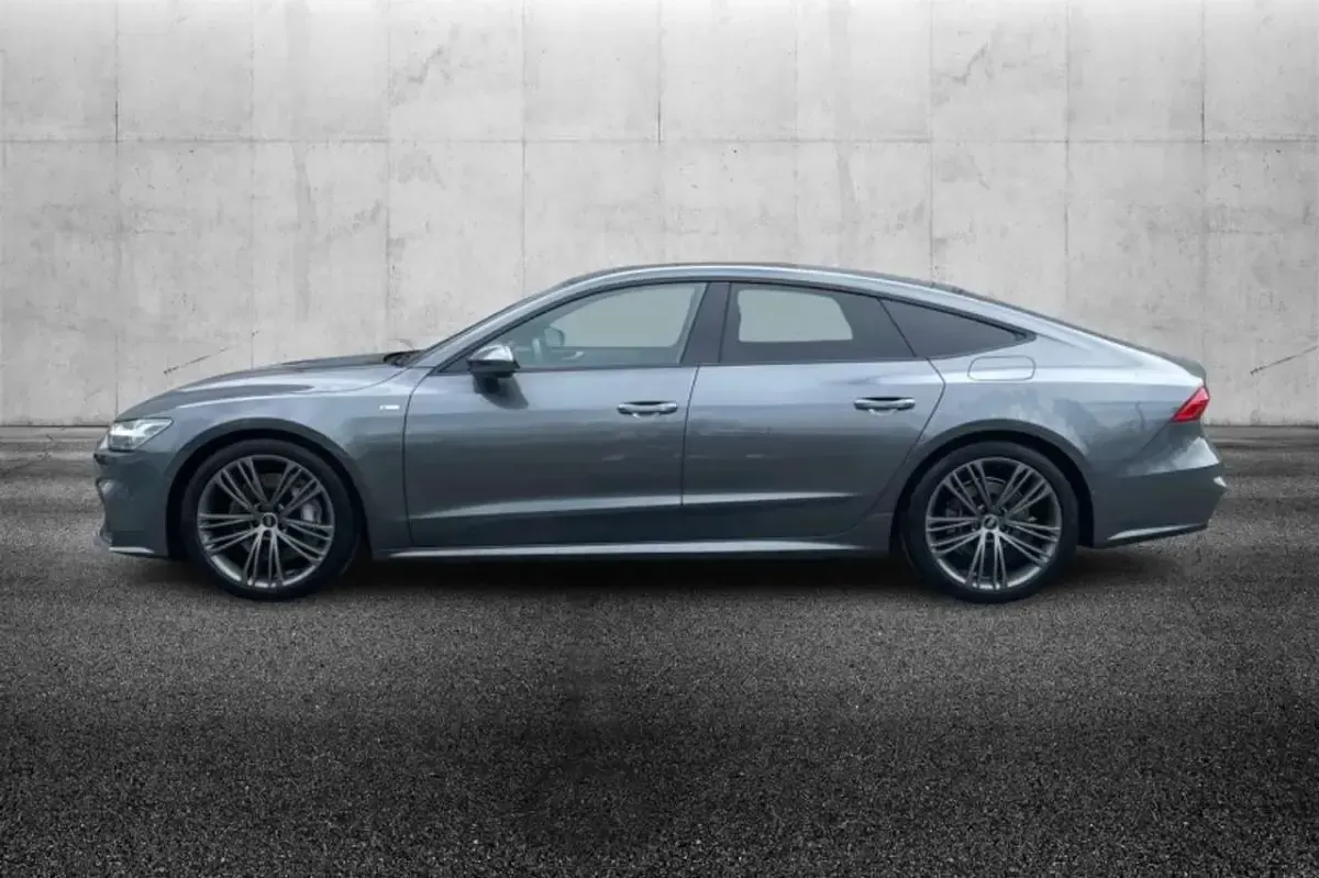 Usata Audi A7 299 CV (219 kW) 2023 Grigio Berlina