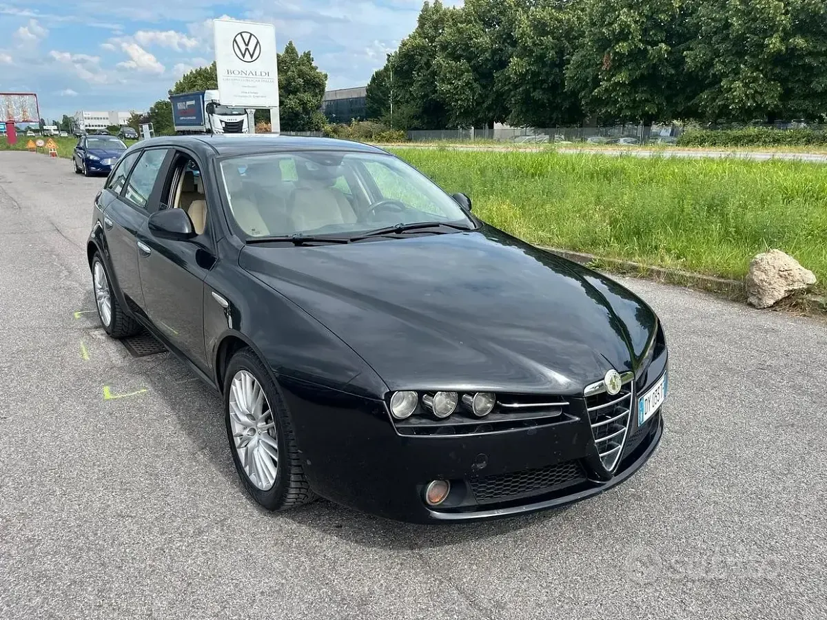 Usata Alfa Romeo 159 Progression 150 CV (110 kW) 2009 Nero Station wagon