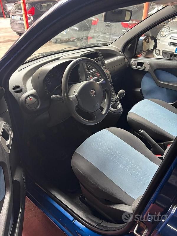 Usata Fiat Panda Dynamic 60 CV (44 kW) 2008 Blu Utilitaria