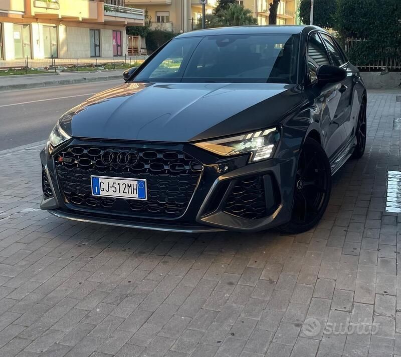 Usato 2022 Audi RS3 2.5 Benzin 400 CV (76.490 €) AutoUncle