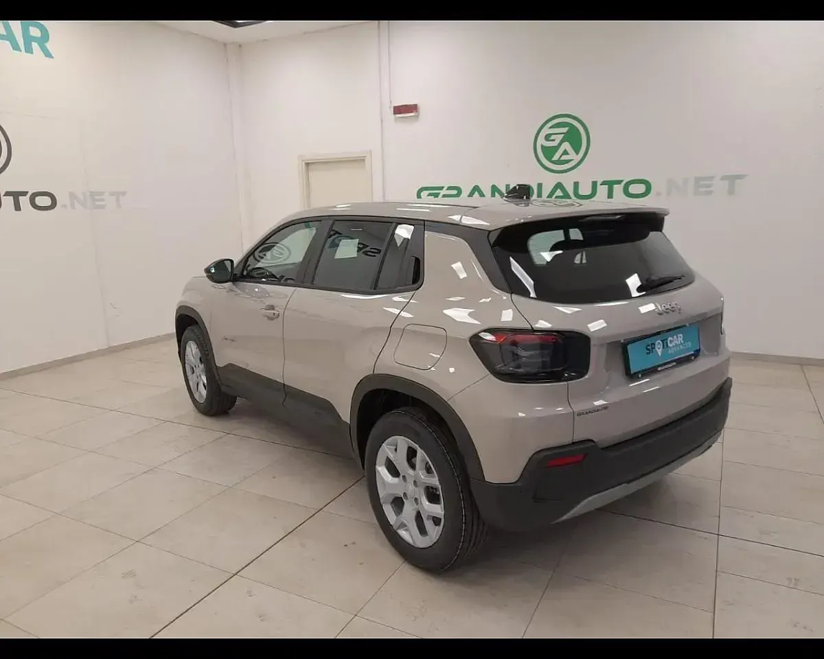 Nuova Jeep Avenger Altitude 101 CV (74 kW) 2026 Grigio SUV