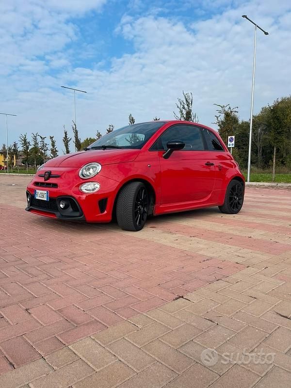 Usata 2017 Abarth 595 Due volumi | 11.800 € (Ottimo prezzo) - Immagine 1/4