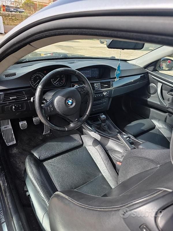 Usata BMW 335 306 CV (225 kW) 2007 Nero Coupé