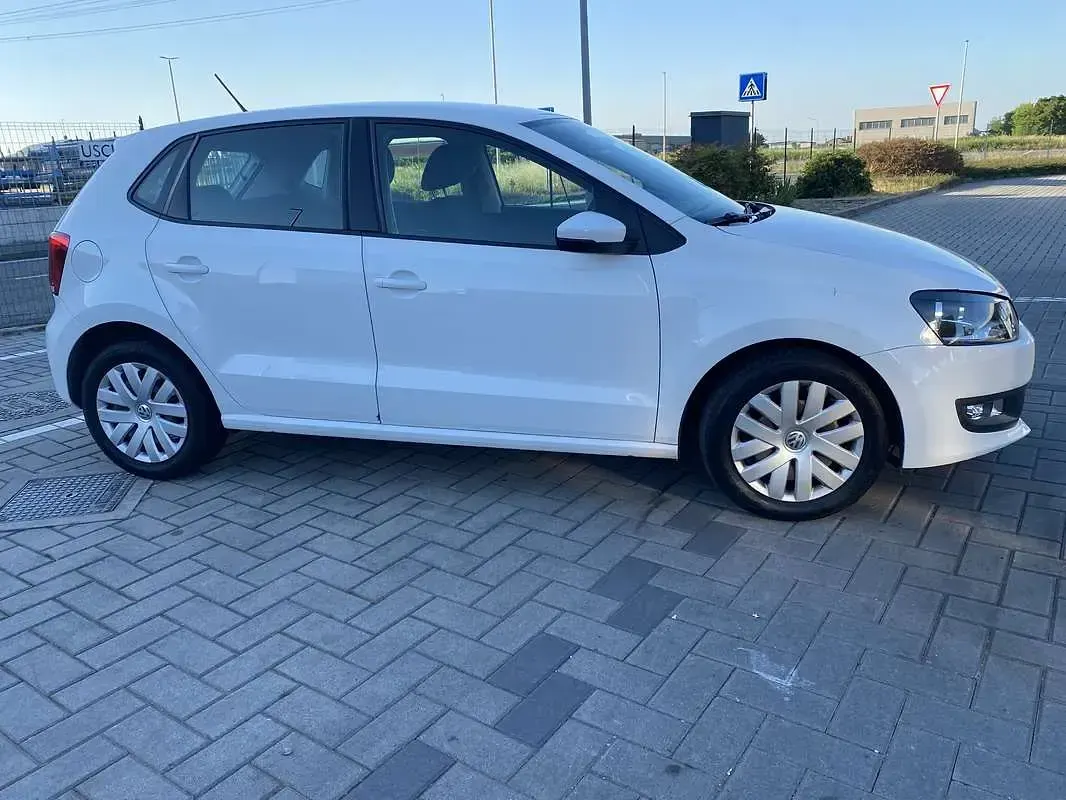 Usata VW Polo Comfortline 69 CV (50 kW) 2012 Bianco Utilitaria