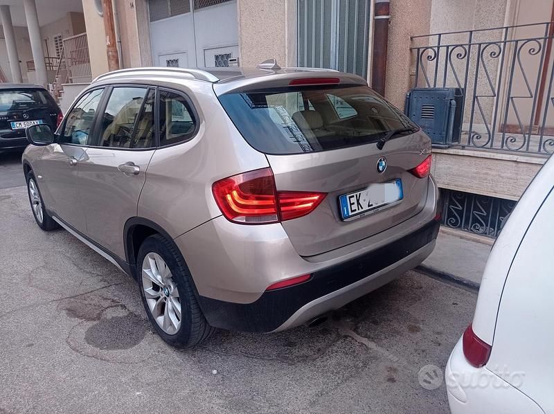 Usata BMW X1 143 CV (105 kW) 2011 SUV