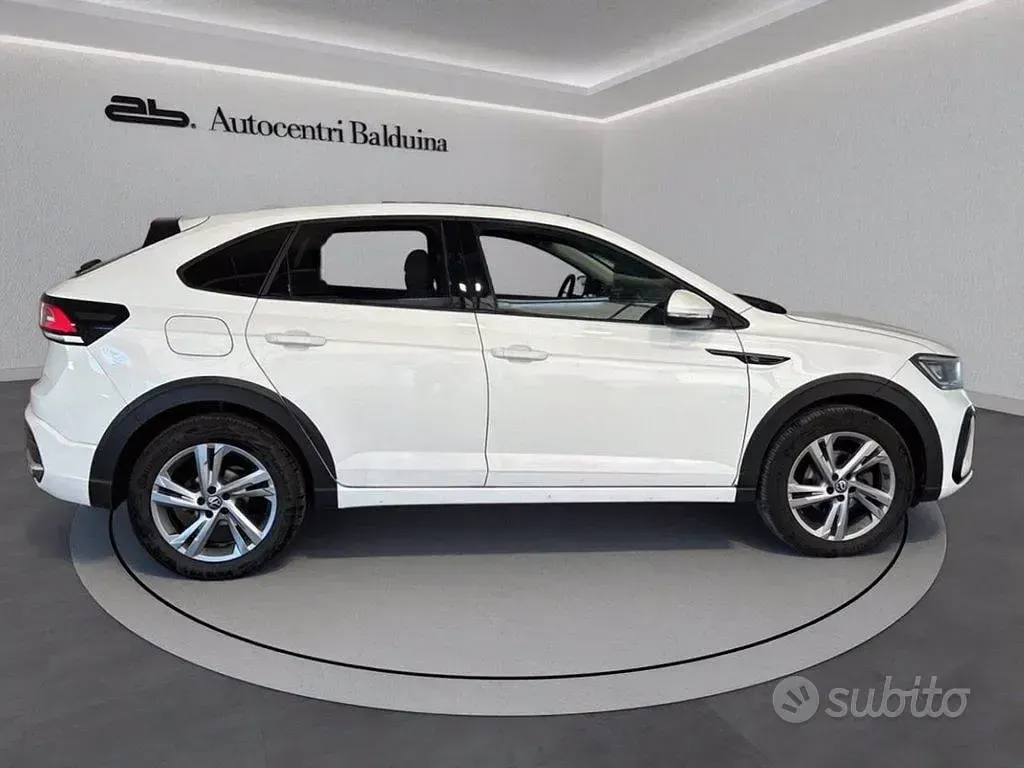 Usata VW Taigo R-line 110 CV (80 kW) 2023 Bianco SUV