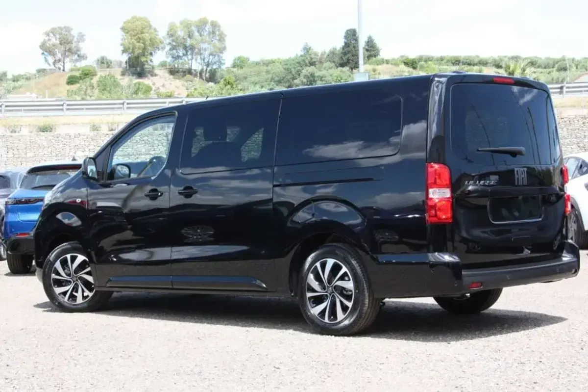 Nuova Fiat E-Ulysse 130 kW (177 CV) 2026 Nero Monovolume