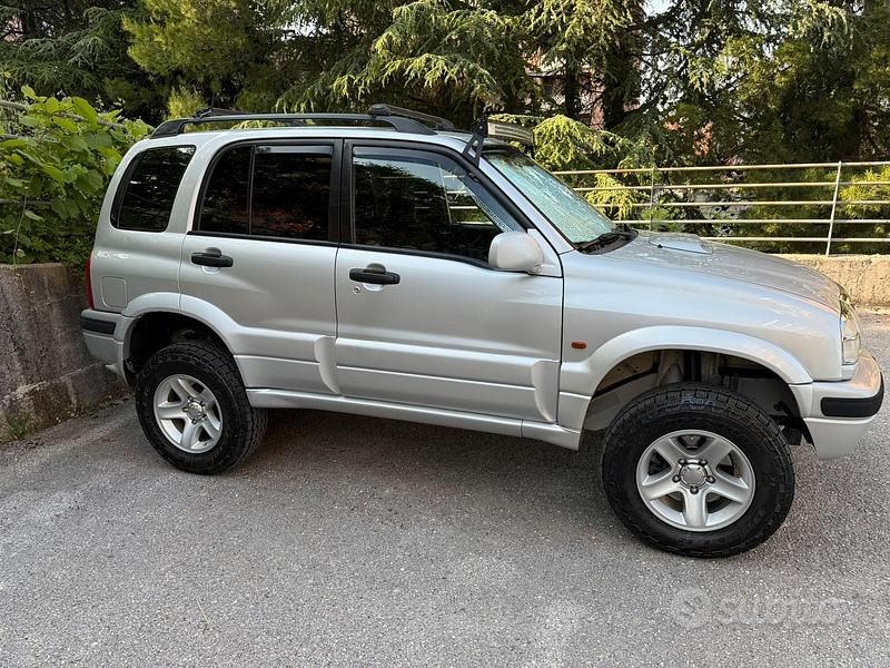 Usata Suzuki Grand Vitara 2003 Grigio Station wagon