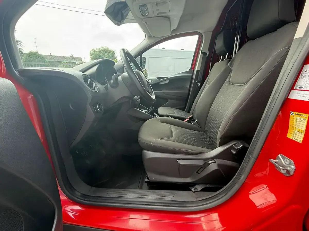 Usata Ford Transit 101 CV (74 kW) 2022 Rosso Furgone