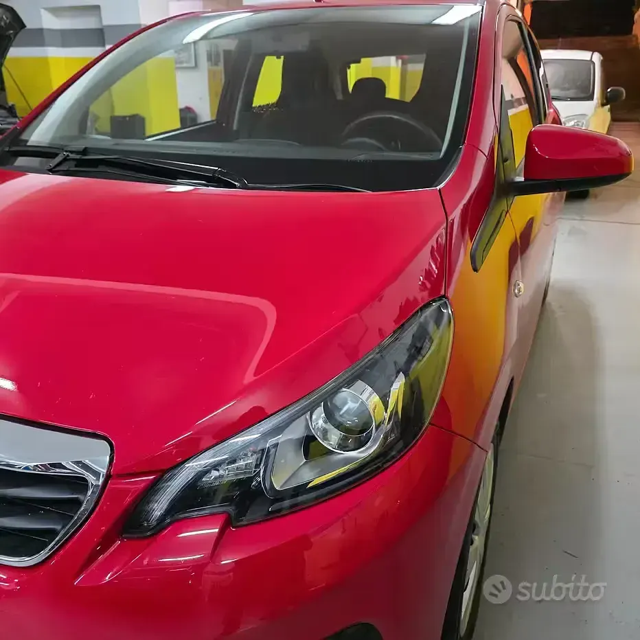 Usata Peugeot 108 Allure 72 CV (52 kW) 2020 Rosso Utilitaria