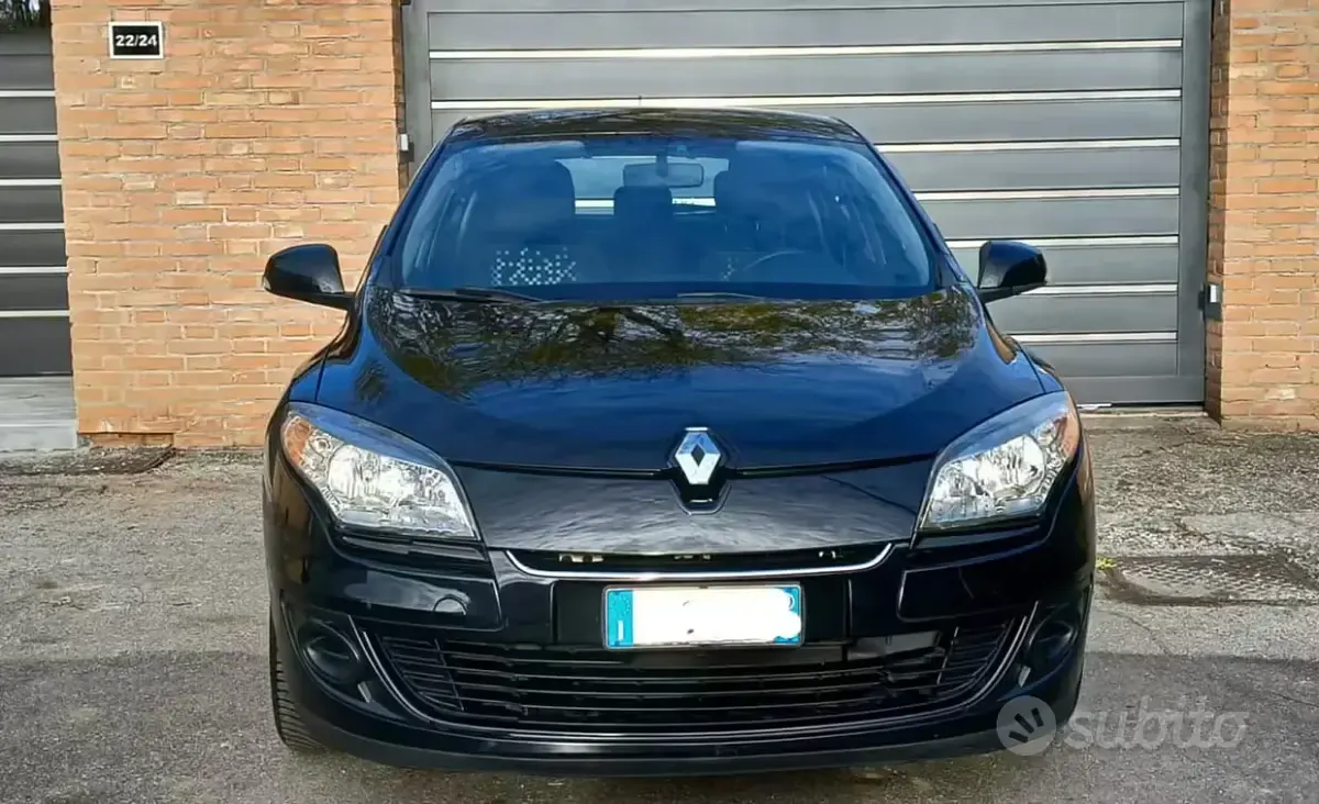 Usata Renault Mégane 110 CV (80 kW) 2013 Nero Berlina