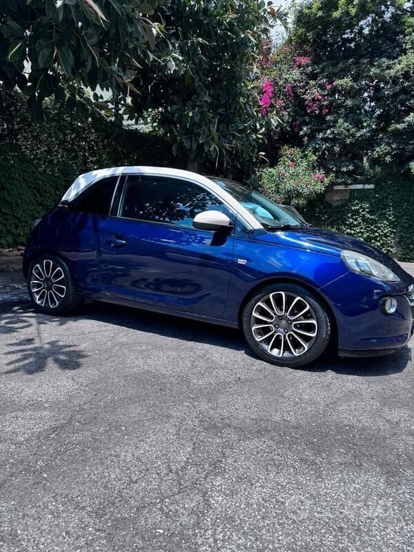 Usata Opel Adam Glam 69 CV (50 kW) 2016 Blu Utilitaria