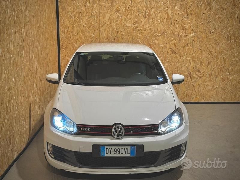 Usata VW Golf GTI 211 CV (155 kW) 2009 Bianco Berlina