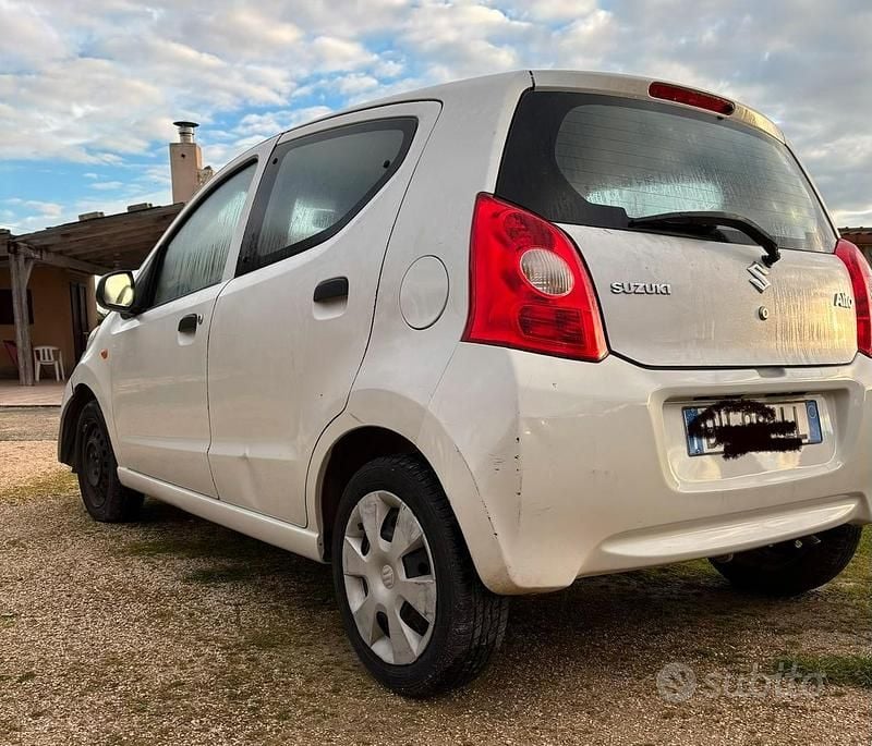 Usata Suzuki Alto 2010 Utilitaria