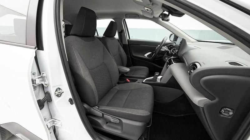 Usata Toyota Yaris Hybrid Active 92 CV (67 kW) 2022 Bianco