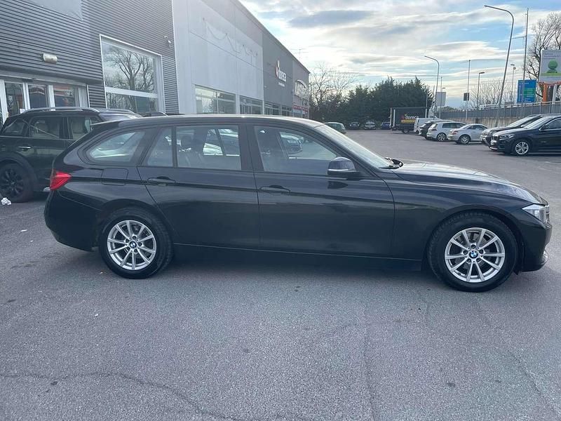 Usata BMW 318 143 CV (105 kW) 2015 Nero Station wagon