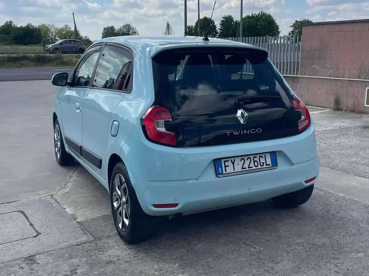 Usata Renault Twingo Intens 92 CV (67 kW) 2019 Blu/azzurro Utilitaria