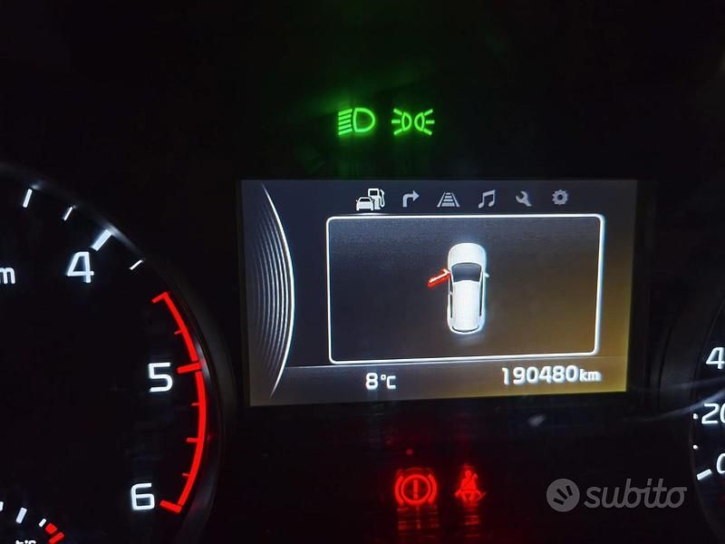 Usata Kia Sportage 115 CV (84 kW) 2017 Rosso SUV