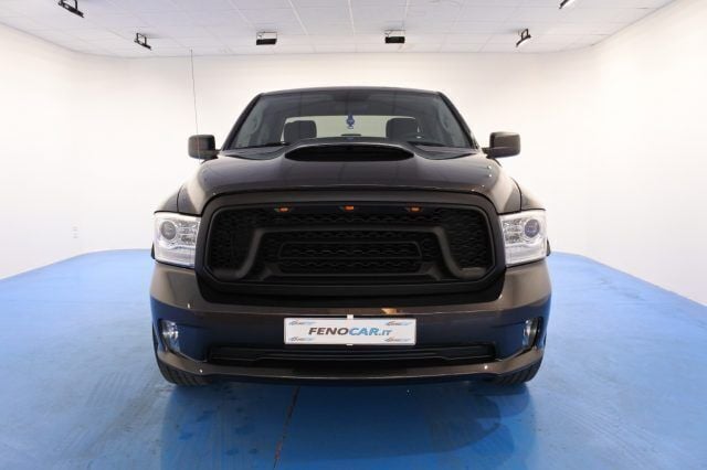 Usata RAM 1500 305 CV (224 kW) 2019 Grigio scuro metallizzato Pick-up