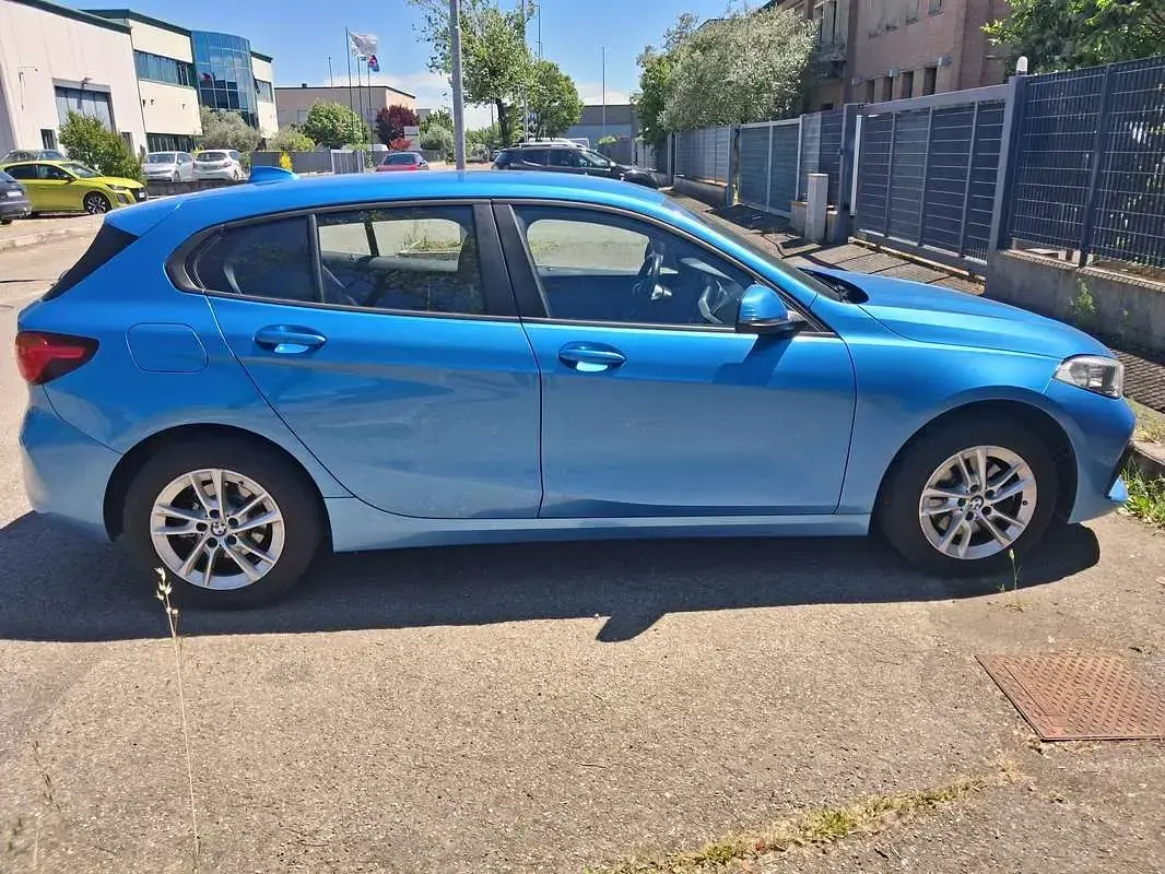 Usata BMW 118 M Sport 140 CV (102 kW) 2020 Blu/azzurro Utilitaria