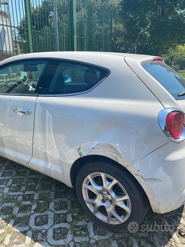 Usata Alfa Romeo MiTo 95 CV (69 kW) 2011 Bianco Utilitaria