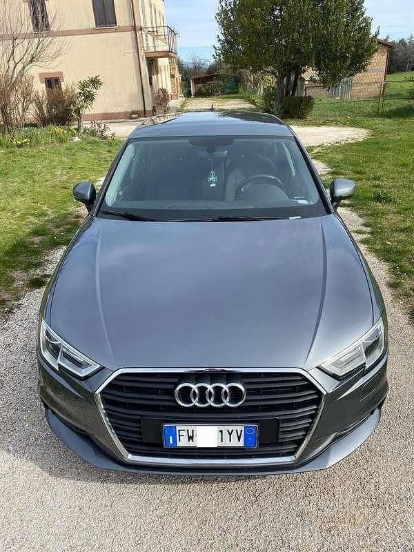 Usata Audi A3 Business 131 CV (96 kW) 2019 Berlina