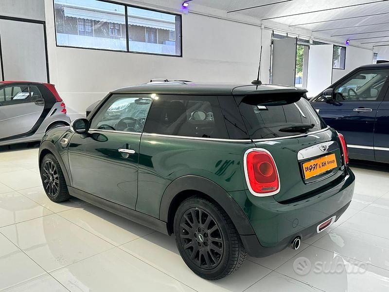 Usata Mini ONE 102 CV (75 kW) 2016 Verde Utilitaria
