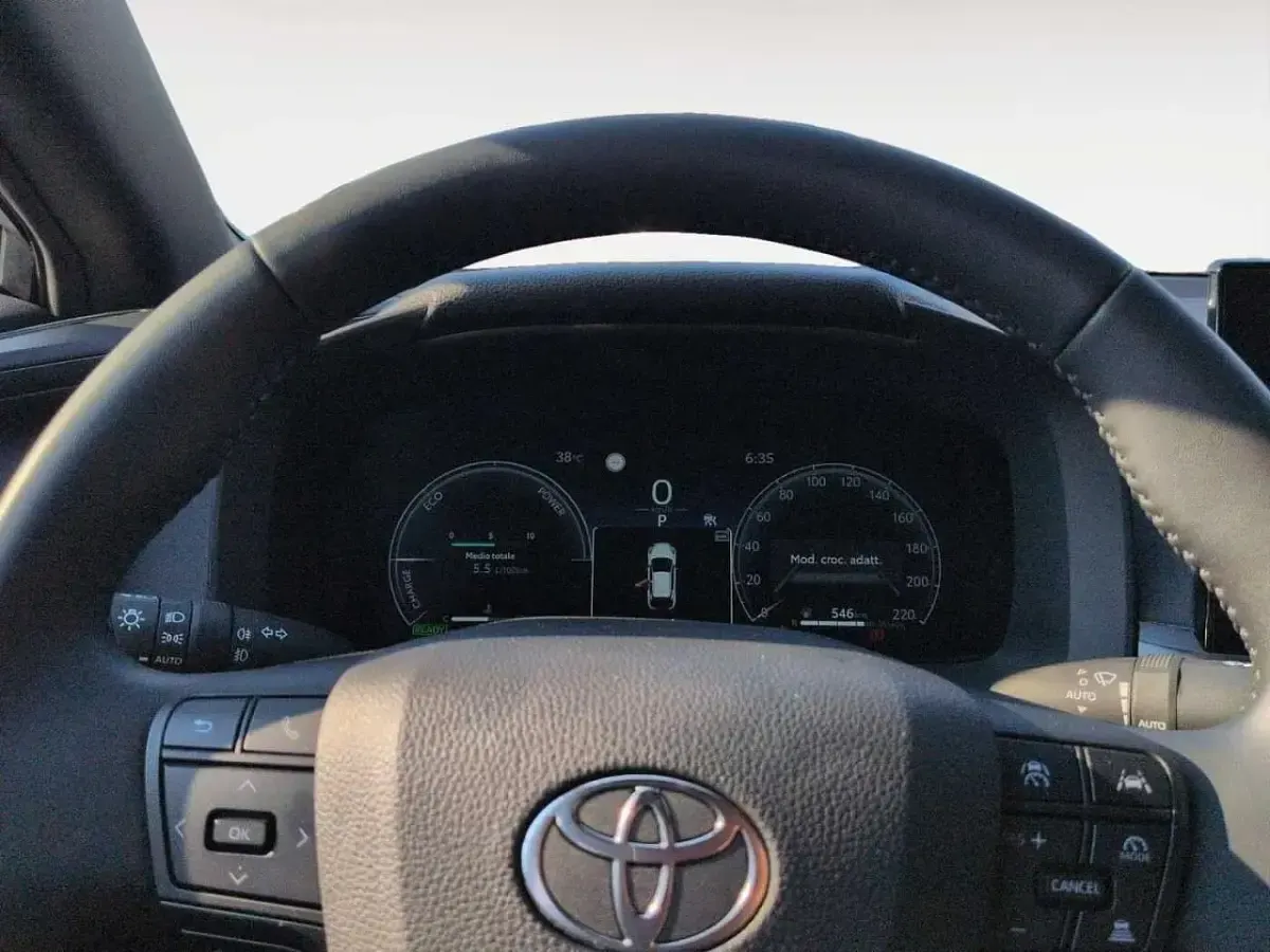 Usata Toyota C-HR Trend 140 CV (102 kW) 2025 Argento SUV