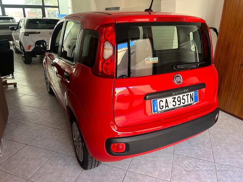 Usata Fiat Panda Easy 69 CV (50 kW) 2020 Rosso Utilitaria