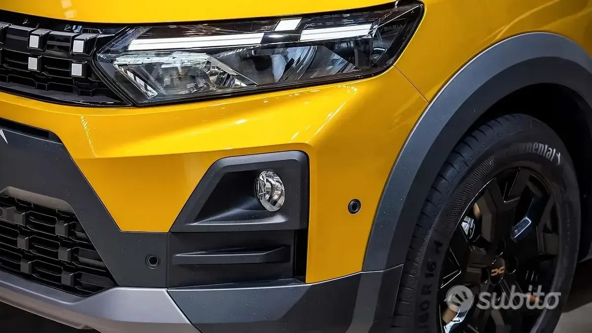 Neu Dacia Sandero Stepway 122 PS (89 kW) 2026 Limousine