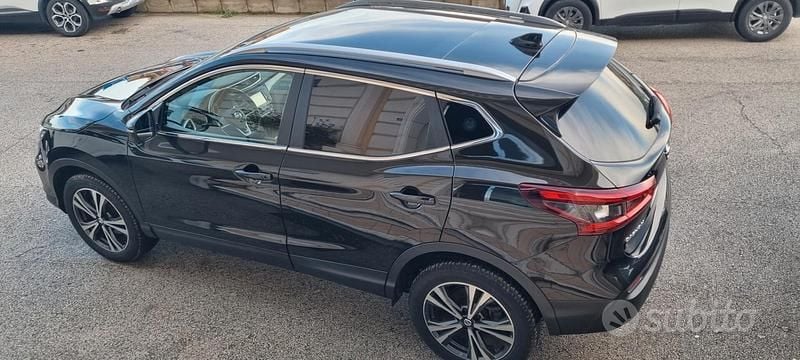 Usata Nissan Qashqai Tekna+ 131 CV (96 kW) 2019 Nero SUV