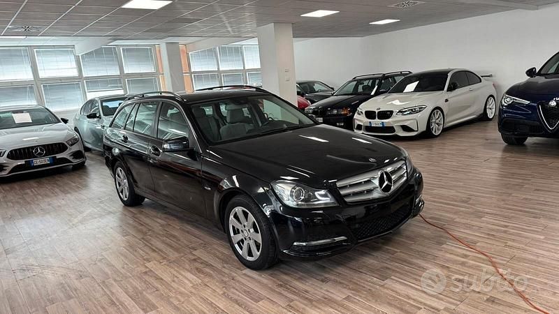 Usata Mercedes C220 Executive 170 CV (125 kW) 2012 Nero Station wagon
