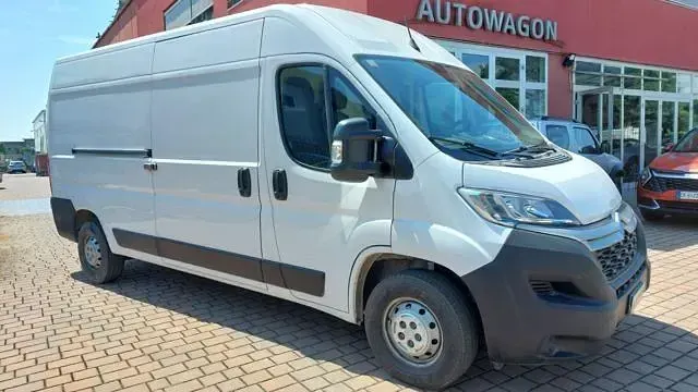 Usata Citroën Jumper 140 CV (102 kW) 2023 Bianco Monovolume