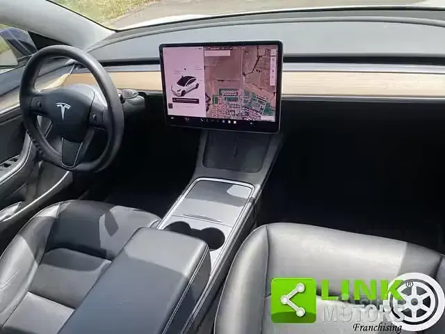 Usata Tesla Model 3 152 kW (208 CV) 2021 Bianco Berlina