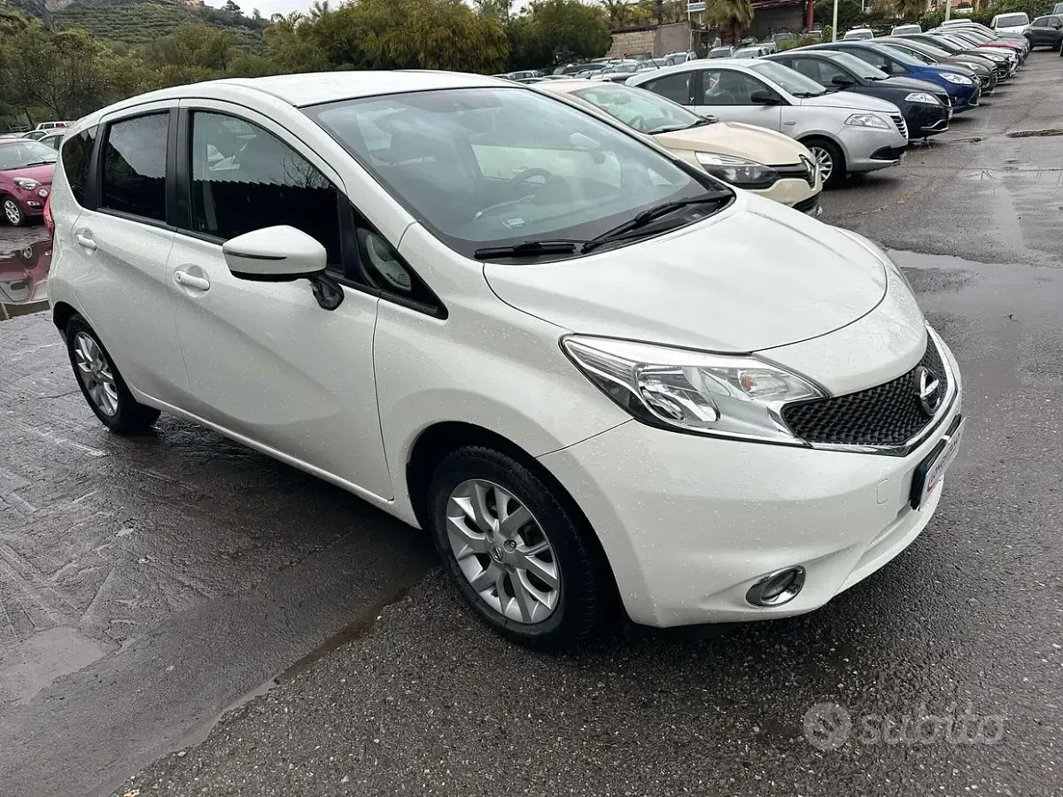 Używany Nissan Note 80 KM (58 kW) 2014 Biały Hatchback
