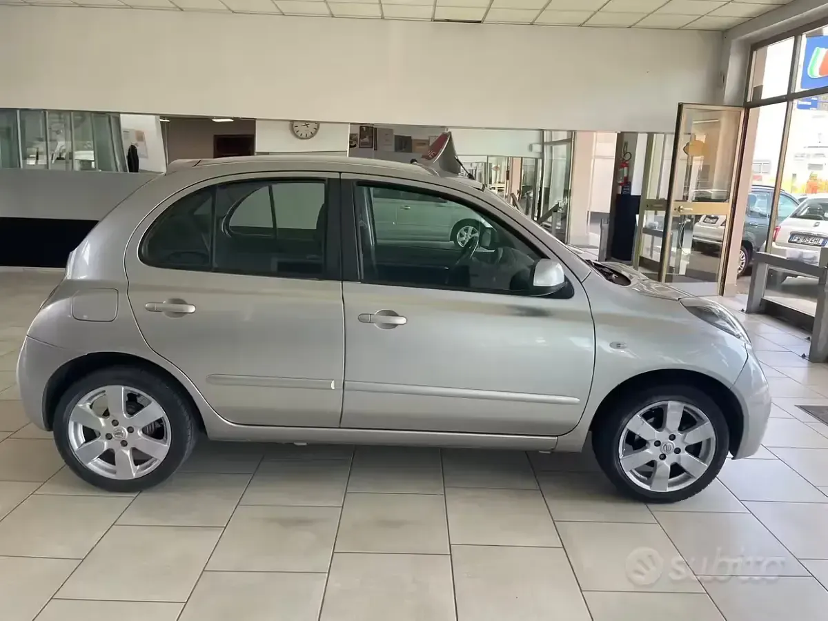 Usata Nissan Micra N-TEC 80 CV (58 kW) 2010 Grigio Utilitaria