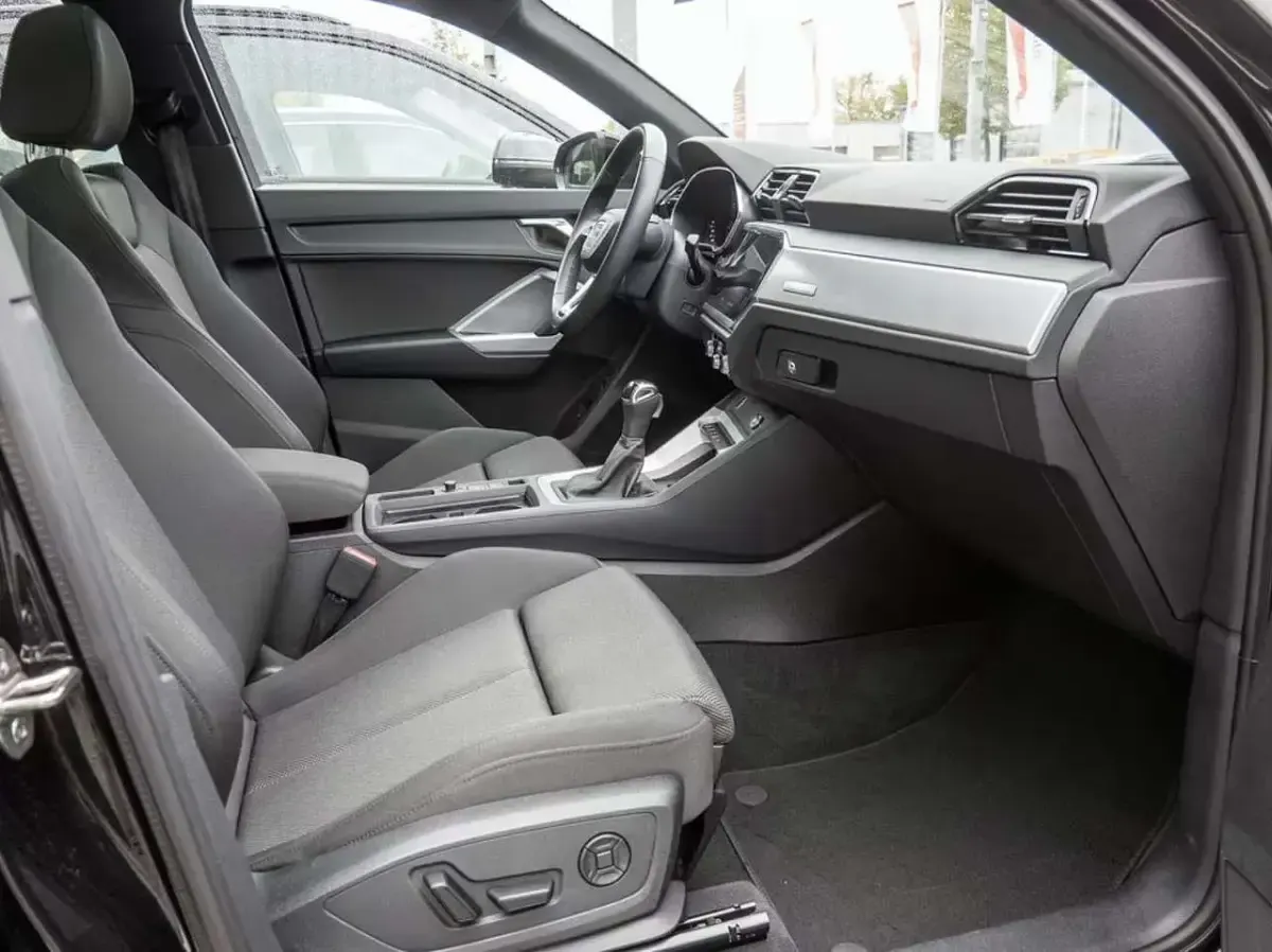 Usata Audi Q3 Advanced 150 CV (110 kW) 2022 Nero SUV