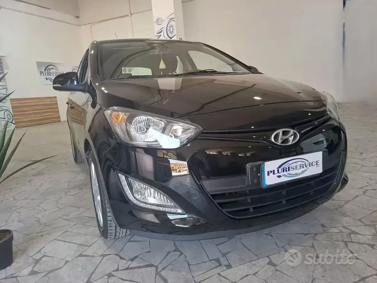 Usata Hyundai i20 85 CV (62 kW) 2013 Nero Utilitaria