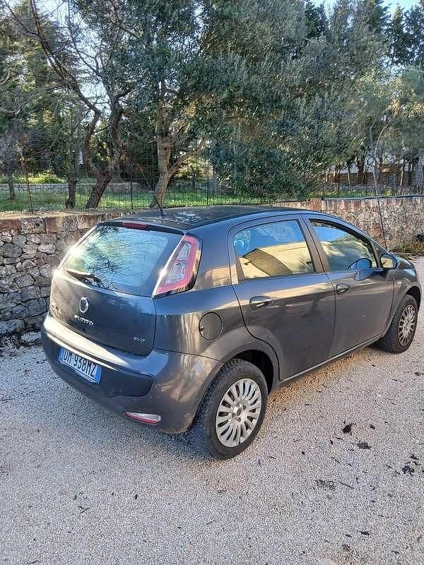 Usata Fiat Punto Evo Dynamic 69 CV (50 kW) 2010 Utilitaria