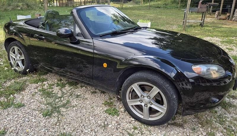 Usata Mazda MX5 126 CV (92 kW) 2006 Cabrio