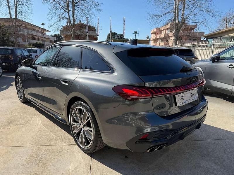 Nuova Audi A5 S-Line 204 CV (150 kW) 2025 Grigio Station wagon